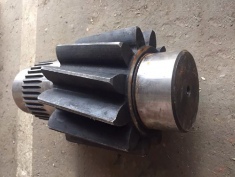 Вал-шестерня 800.11.28.01