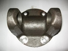 Вилка-флянец карданного вала среднего моста УРАЛ, МАЗ (под крестов. 53205-2205025) 53205-2205023-20