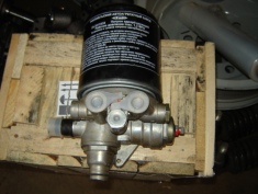 Осушитель воздуха с РДВ (WABCO) (черный картридж) 4324101020 432 410 102 0