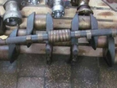 Вал коленчатый с комплектом коренных и шатунных вкладышей 	16-03-сб126