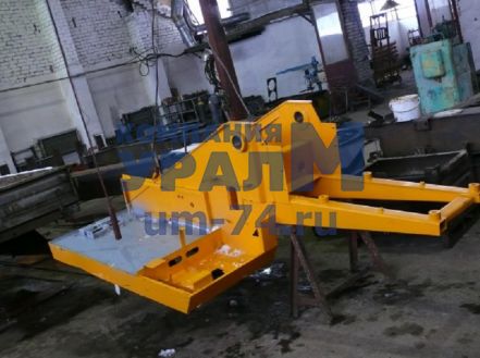 Рама поворотная (металлоконструкция) КС-55730.50.100-06 автокрана КС-55730 - Фото 1