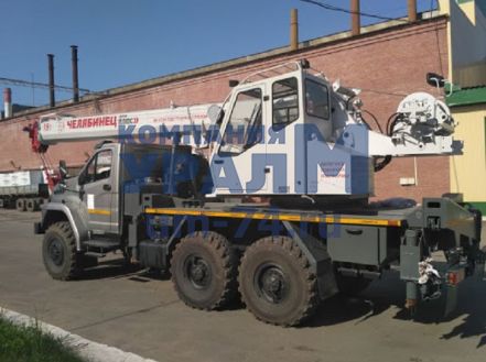 Стекло лобовое нижнее Челябинец (новая кабина) 700х345 - Фото 1