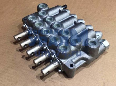 Гидрораспределитель Galtech Q45/6E (Q45/6E-F1SN-6x103A1M1-F3D) (6 секций) - Фото 3