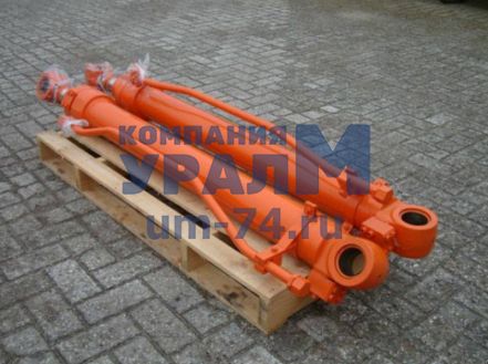 Гидроцилиндр ковша в сборе Komatsu PC220-7 (артикул 707-01-0A380) - Фото 1